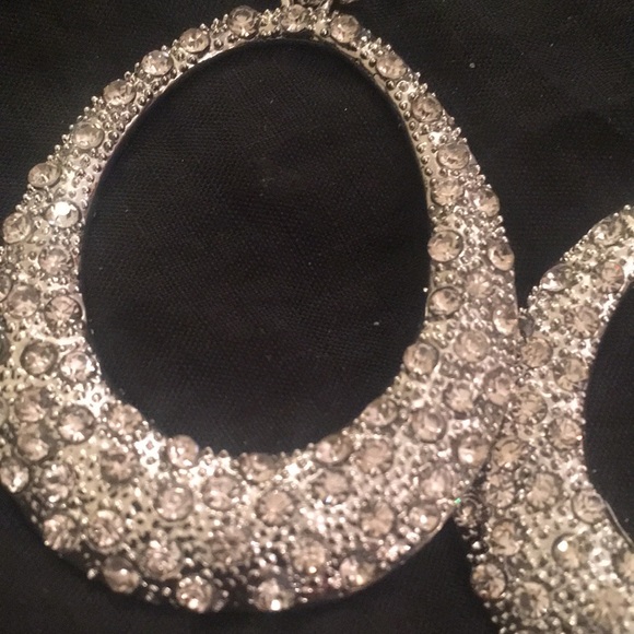 COPY - NWT rhinestone earrings pierced - Picture 2 of 6